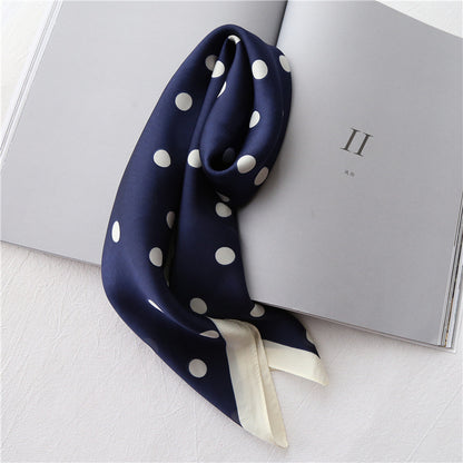 Women’s Retro Literary Small Square Neck Scarf