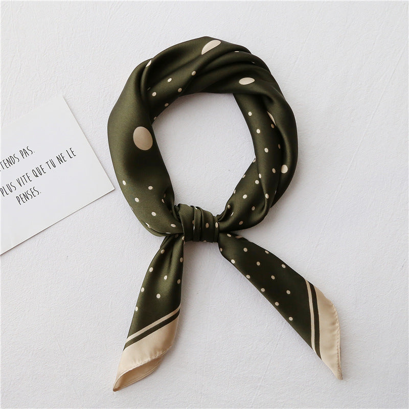 Women’s Retro Literary Small Square Neck Scarf