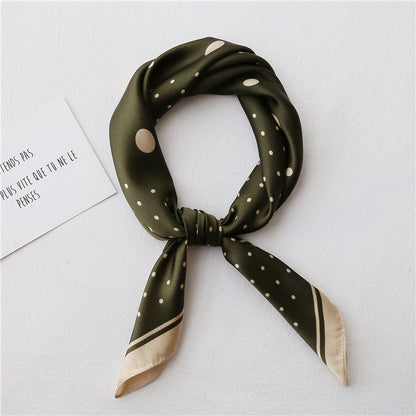 Women’s Retro Literary Small Square Neck Scarf